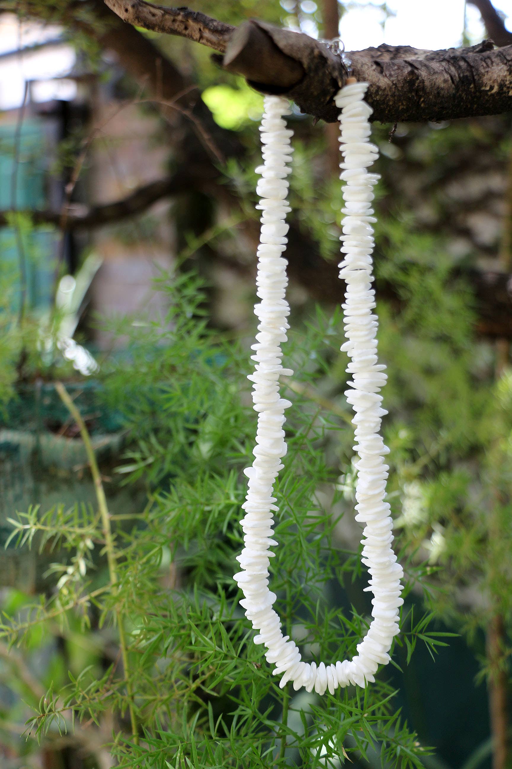 Bedido Fashion - Wholesale Beaded/Pearl Necklace - Puka White Shell Necklace White Rose Surfer Necklace2