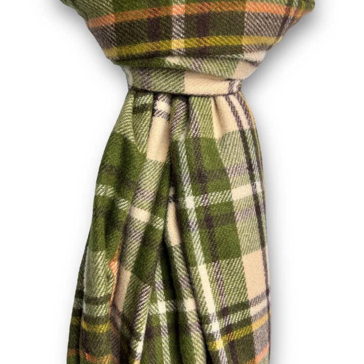 London Scarves - Wholesale Scarf - Women's - Tartan woven scarf with tassels