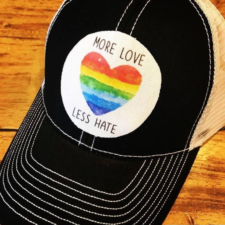 Chapeau More Love pour la vente par Tee 2 You