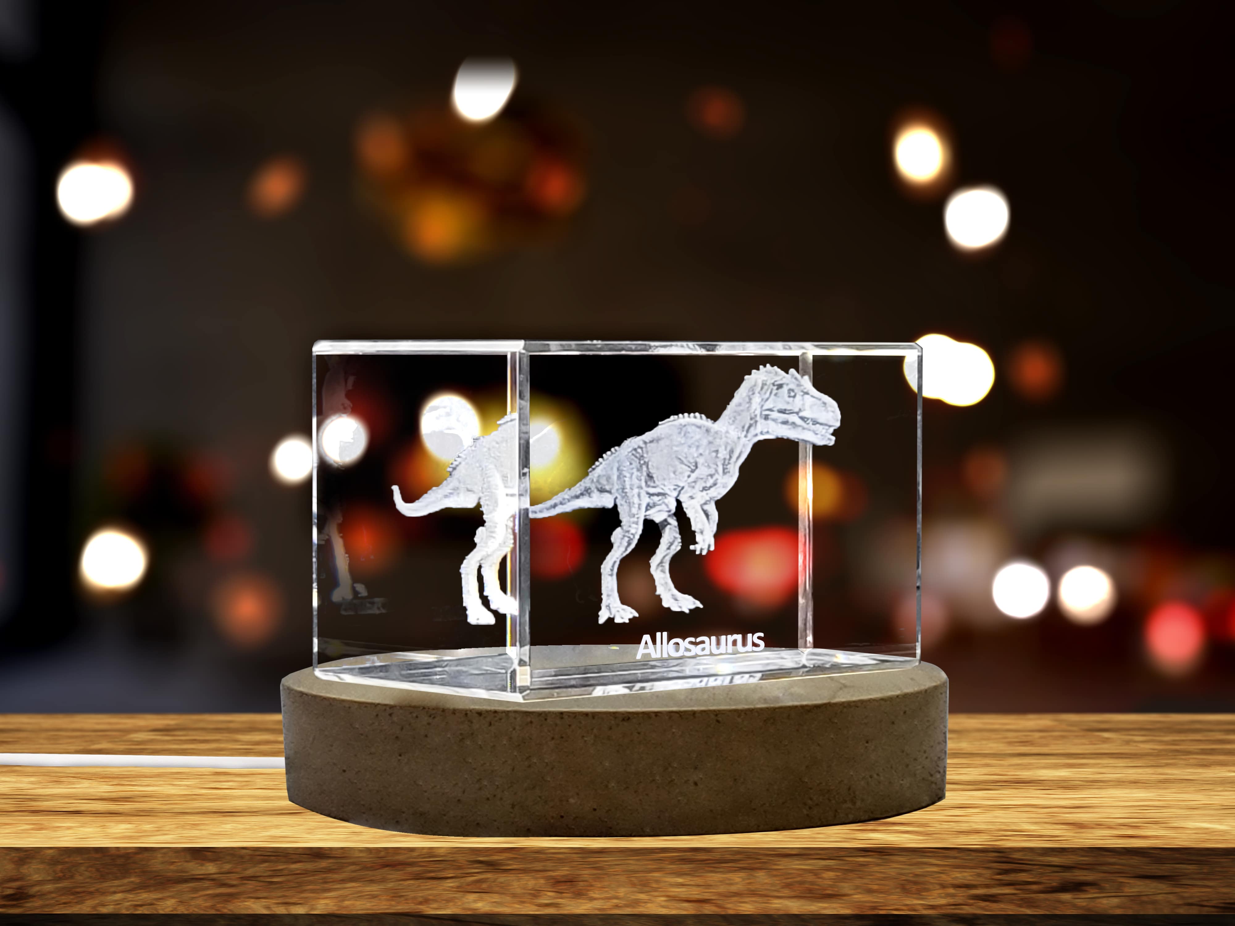 AB Crystal Collection – wholesale Dekorativt bordsobjekt – Allosaurus Dinosaurie 3D Graverad Kristall | 3D Minnessak2