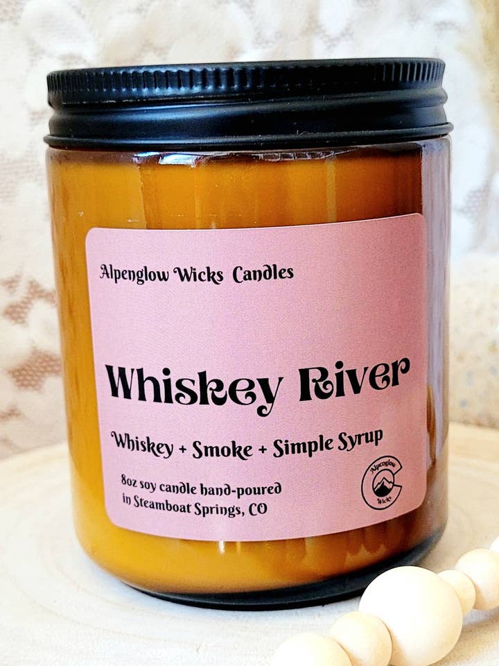 Whisky River Soy kaars 8oz voor wholesale door Alpenglow Wicks Candles