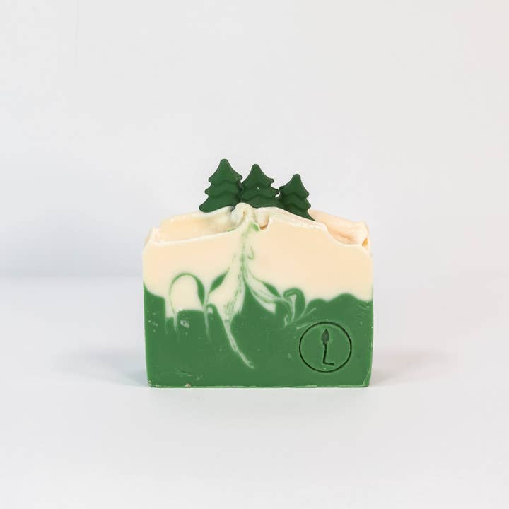 GLOW Lather + Wick - Wholesale Jar/Filled Candle - Swiss Noël-Arvenholz-Swiss Stone Pine15