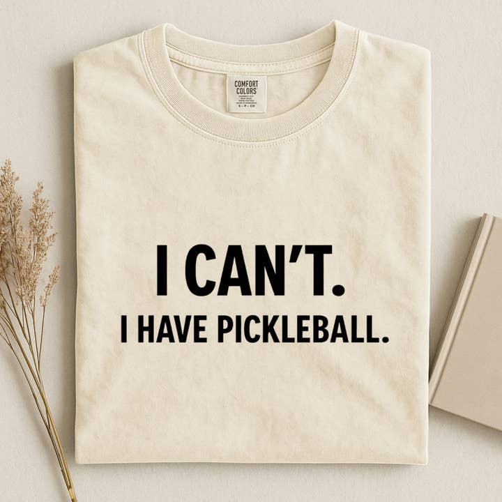 Je ne peux pas, j'ai un t-shirt graphique de pickleball. pour la vente par Sam & Seb Co.