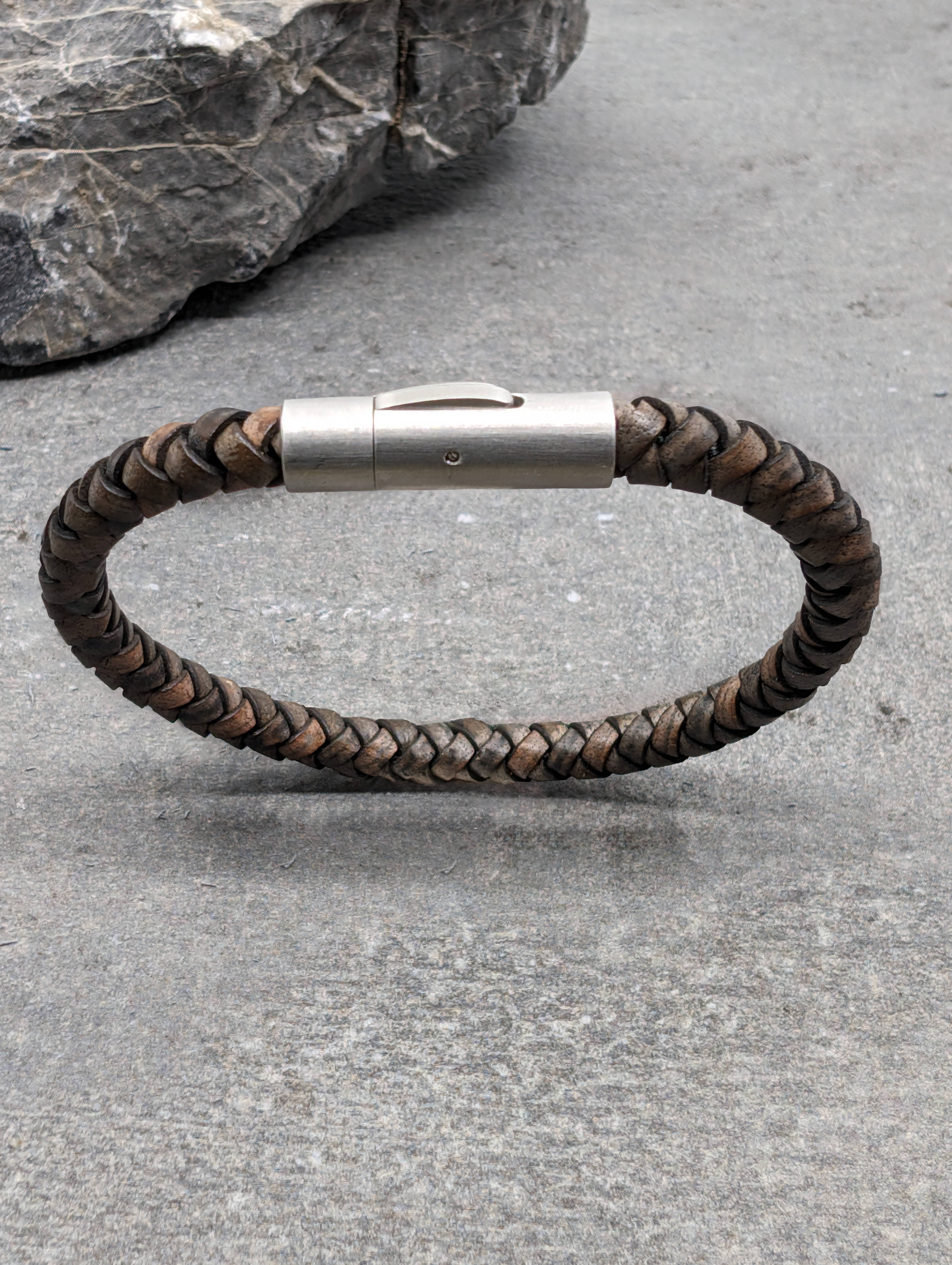 IKOBA - Wholesale Jewelry - Men's - MEN'S ROUND LEATHER BRACELET6