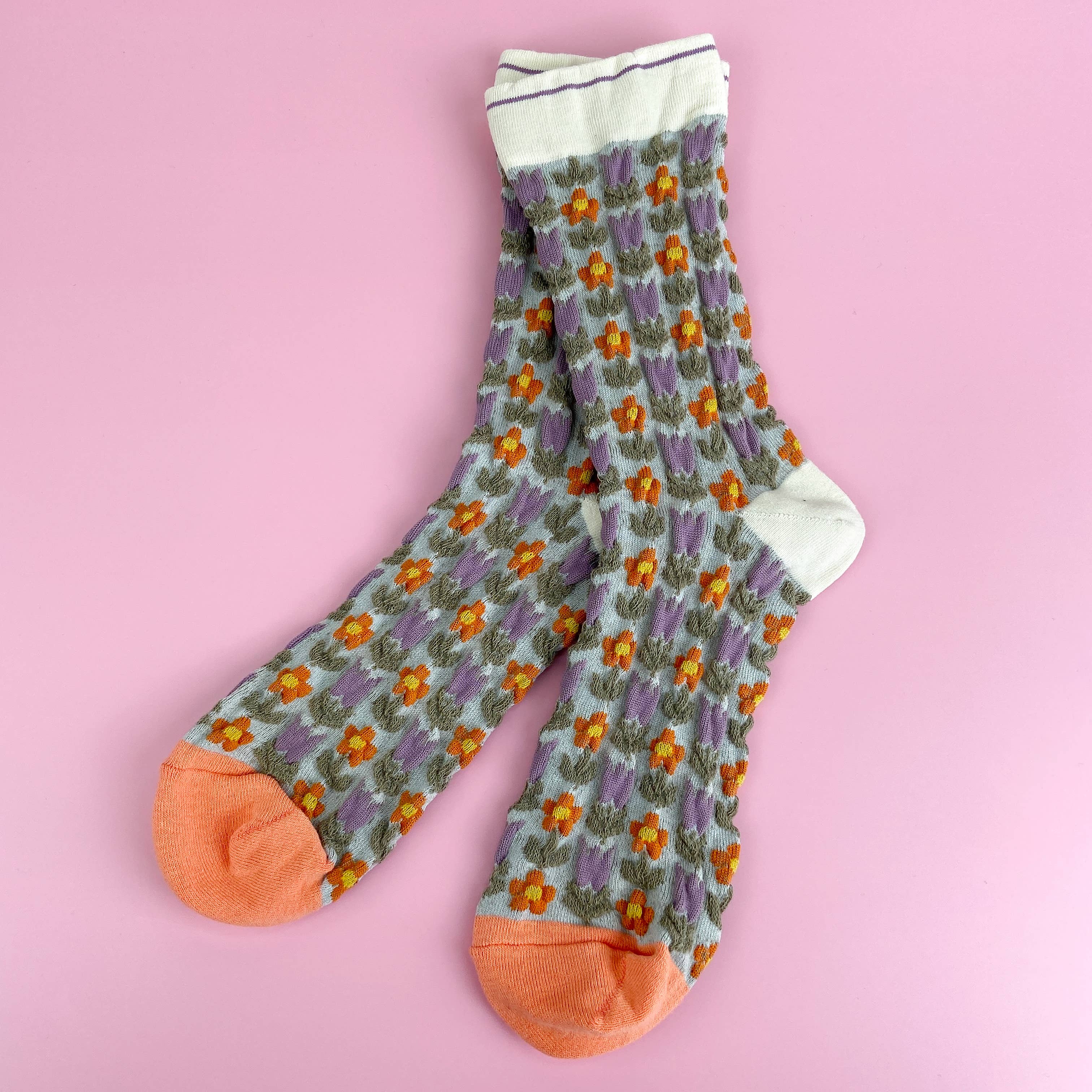 mildstyles - Wholesale Socks - Unisex - White Embossed Floret Plant Long Socks1