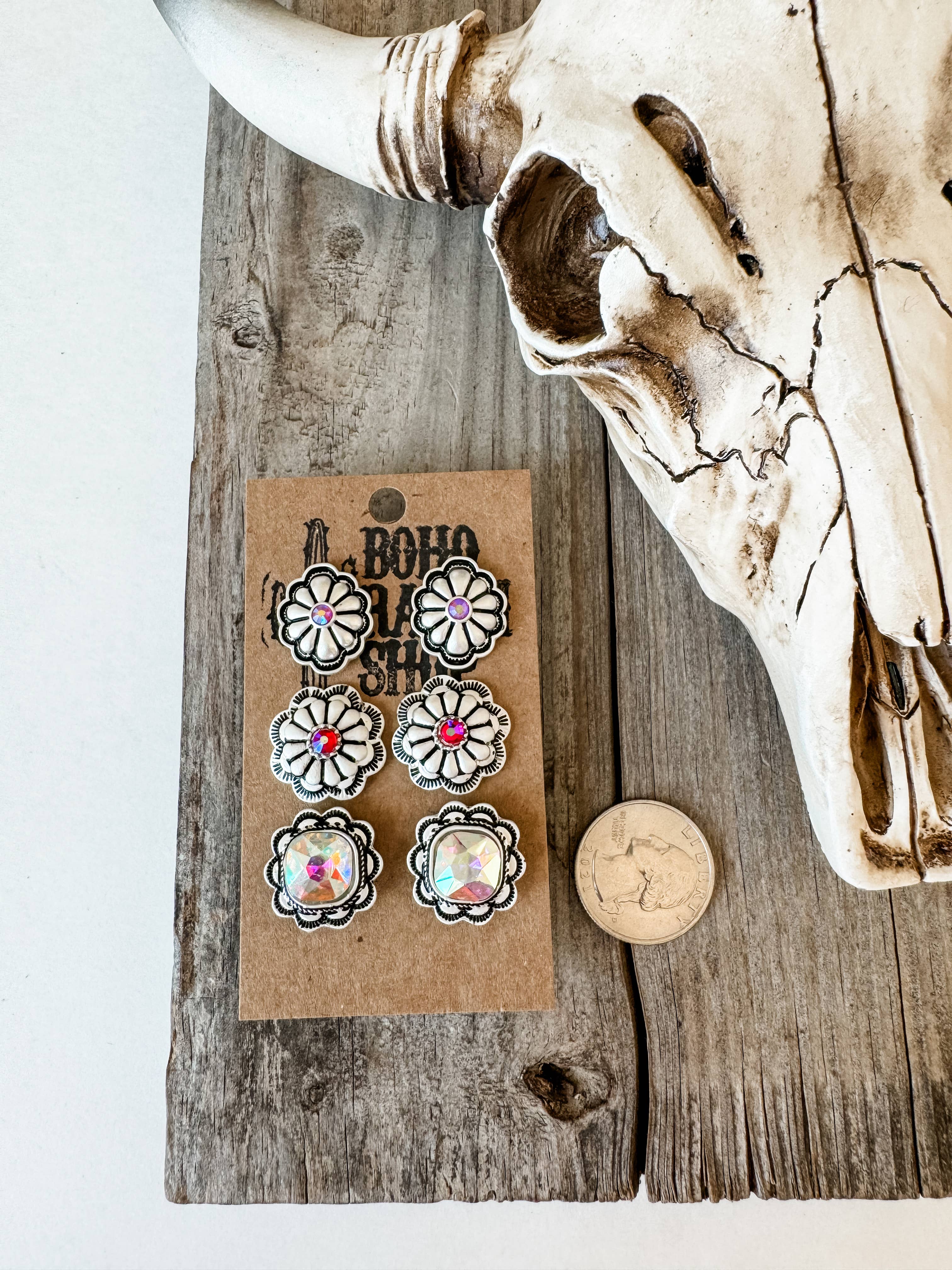 Boho Ranch Shop - Vente Parures de bijoux - Ensemble de 3 paires de boucles d'oreilles western à clous - Flower Concho2