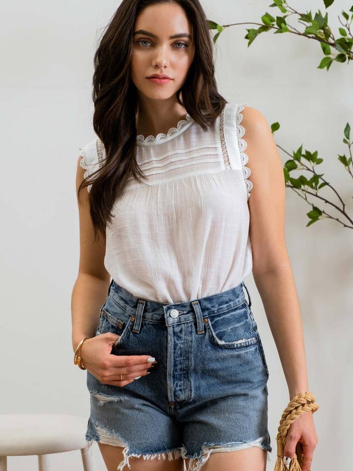 Blu Pepper - Wholesale Blouse - Women's - SLEEVELESS LACE EDGE WOVEN TOP4