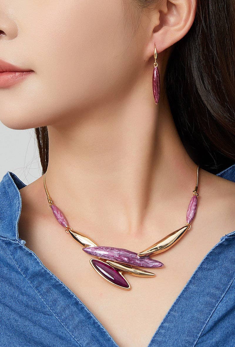 BELLE MISS - Vendita all'ingrosso Girocollo/collier - Collana Aglaée in ottone smaltato e resina4