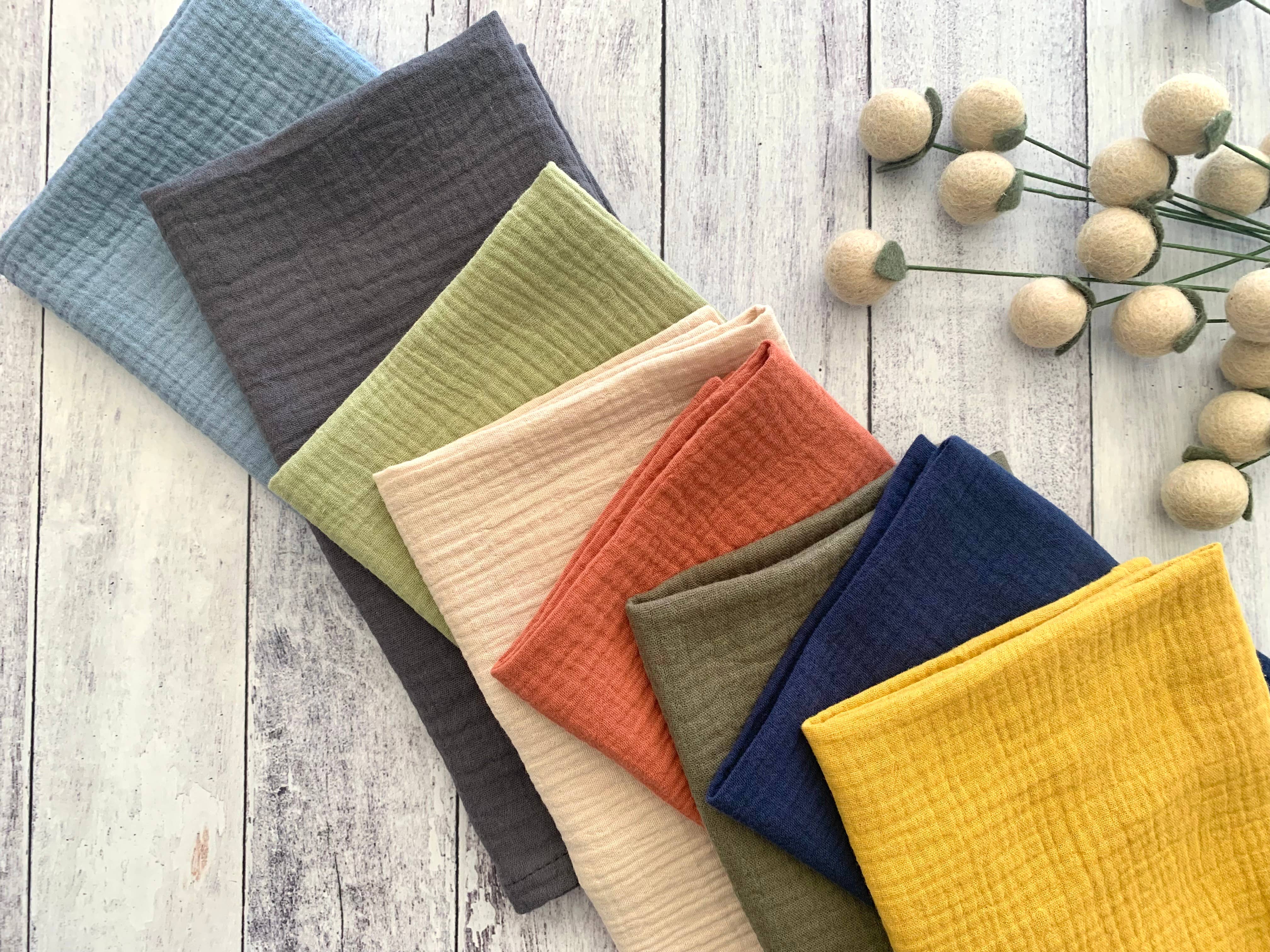 Dot and Army - Wholesale Dinner & Cloth Napkin - Crinkle Cloth Napkins, set of four7