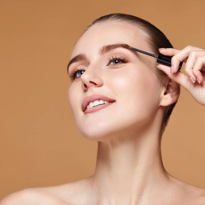Indigo Private Label – Engroshandel Øjenbrynsblyant – Tonet Brow Gel