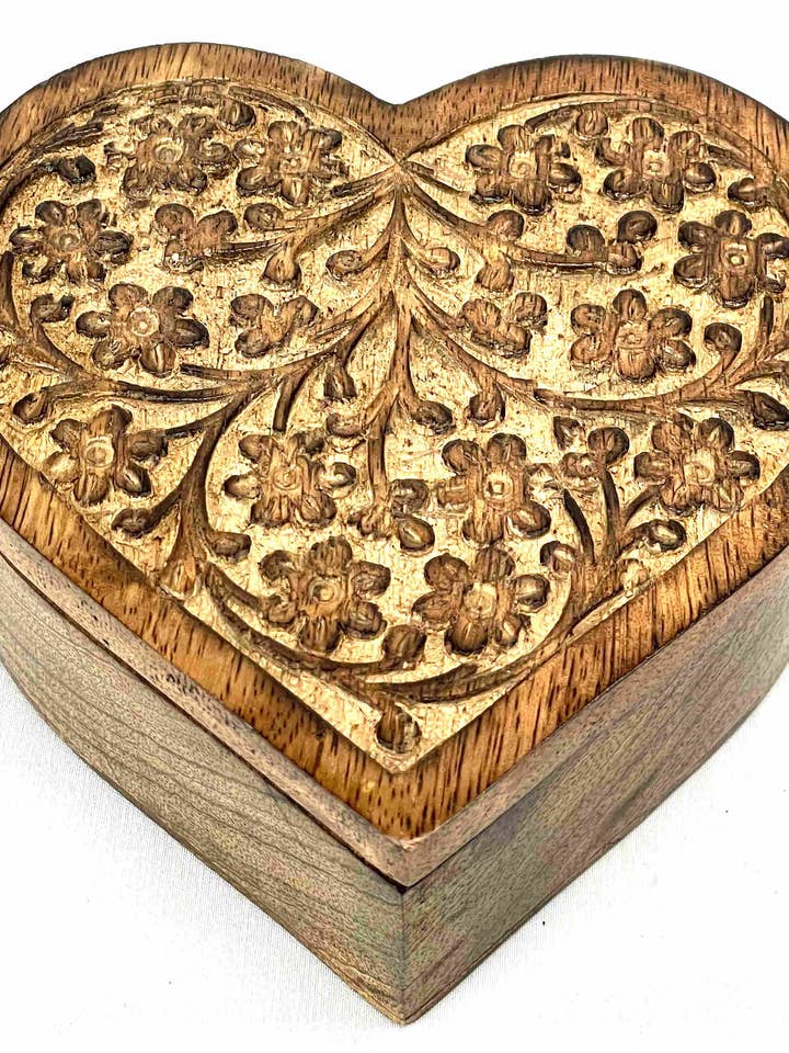 Boîte pivotante en bois de manguier - Cœur pour la vente par Jafsons International