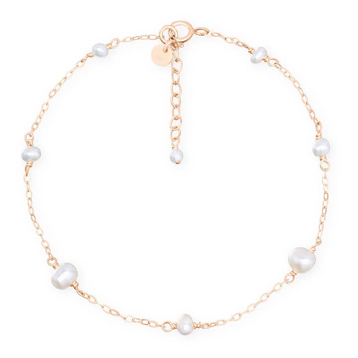 Aimée - Dainty natural pearl bracelet for wholesale by PM Atelier