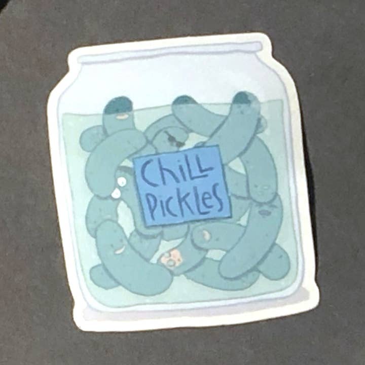 Autocollant transparent Chill Pickles - Autocollants - Autocollants personnalisés - Autocollants pour hydroflask - Autocollants pour ordinateur portable pour la vente par Sarah Parker Illustration