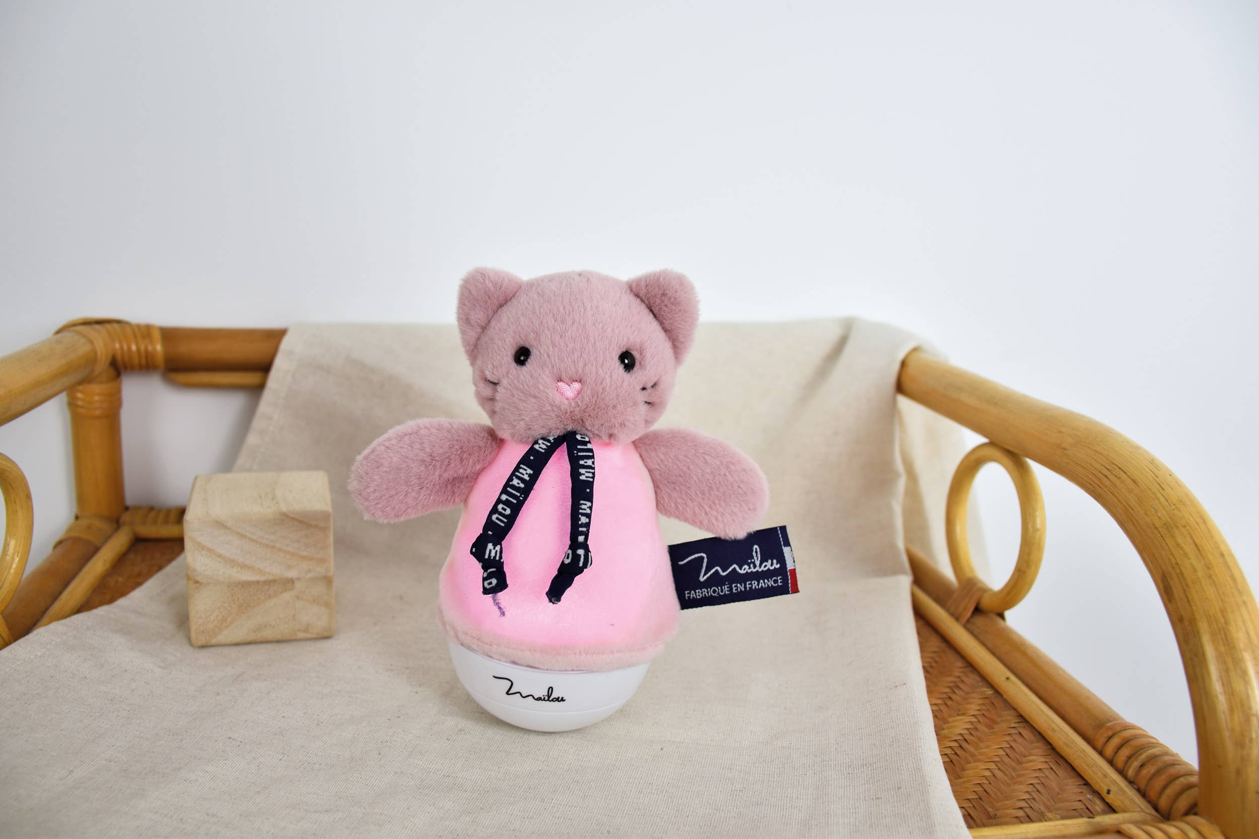 MAÏLOU TRADITION – wholesale Nattlampa - Barn och baby – Musikaliskt nattljus i form av rosa kanin och katt0