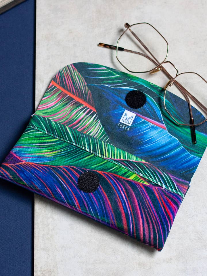 Midnight glasses case for wholesale by Yukka