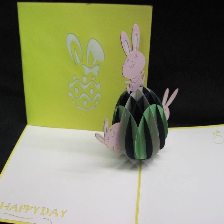 Bunny i æg for engroshandel hos Poppin Cards and Gifts