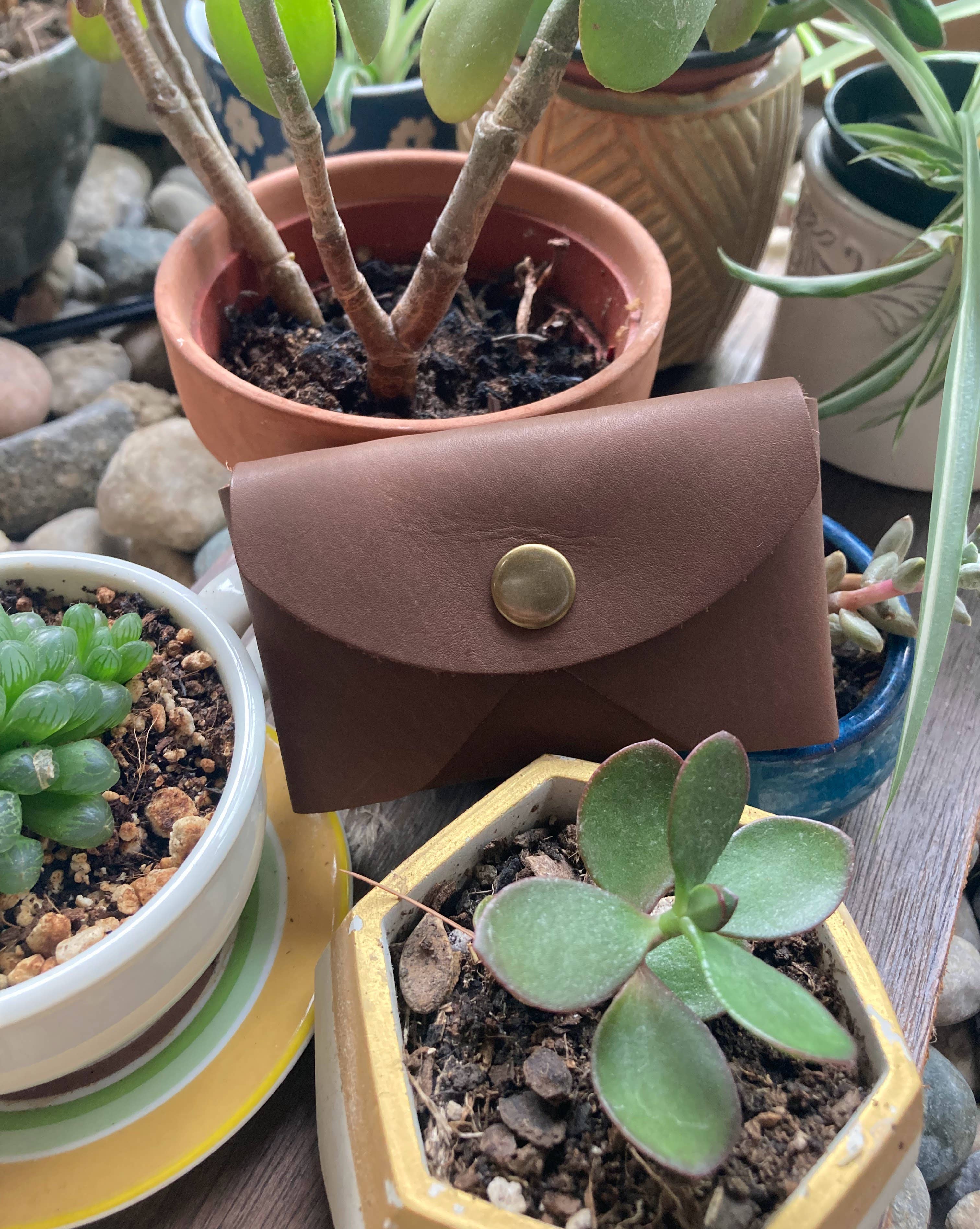 Wild Things Leather Goods - Wholesale Ketting met gebedskralen - Volnerf Rozenkrans Tasje / Munttasje / Schat Tasje4