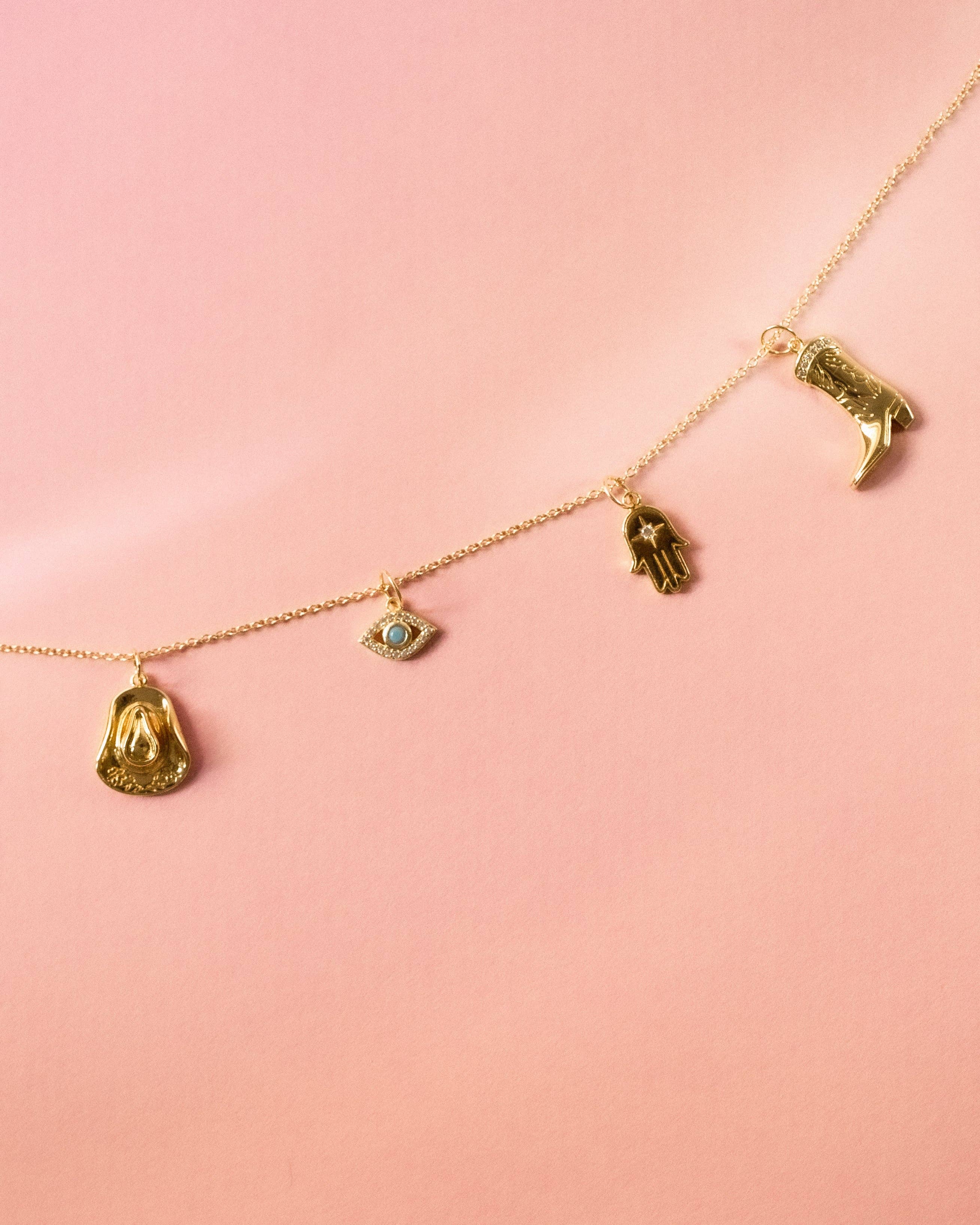 Jūratė Los Angeles - Wholesale Halskettinghanger - Vibes1