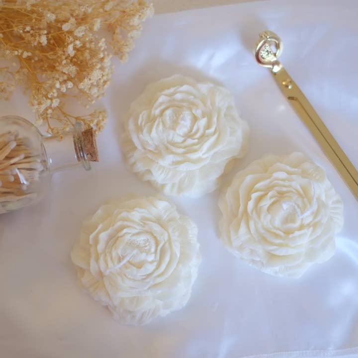 The Bennington Society - Wholesale Novelty Candle - Peony Candle