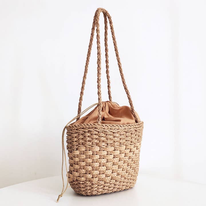 ACCITY - Wholesale Beach Bag - WOMEN HAND-WOVEN BUCKET STRAW BAG_CWAB0817