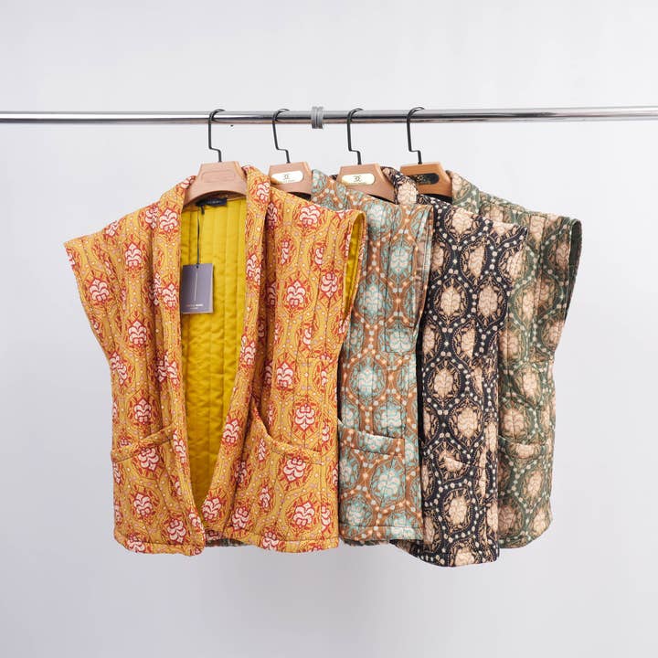 Cecile Wang – wholesale Väst - Dam – Mönstrad quiltad väst KD7316-2