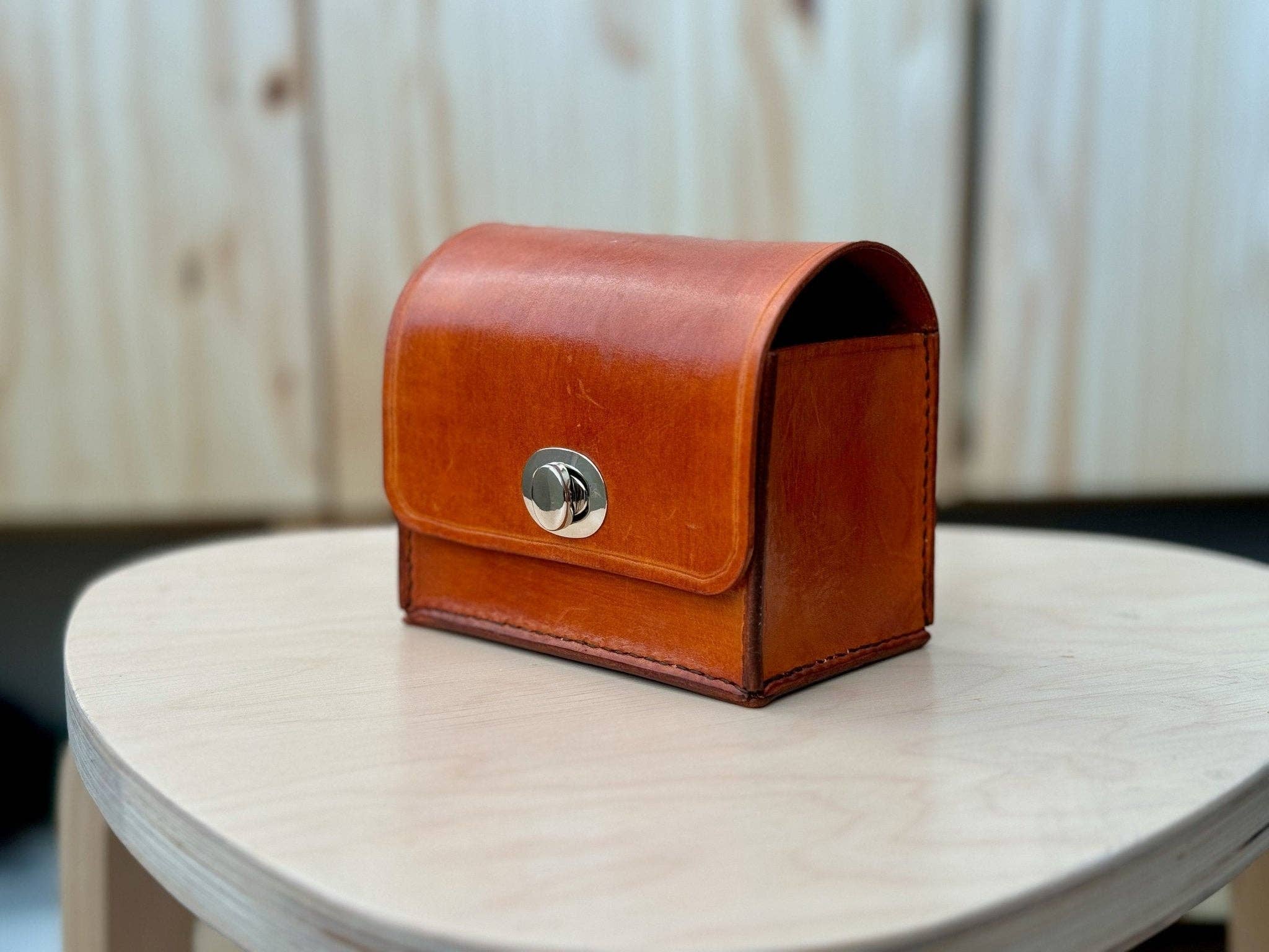 A. M. Aiken - Wholesale Match Holder - Leather Match Box with Striker Pad for Match Storage4