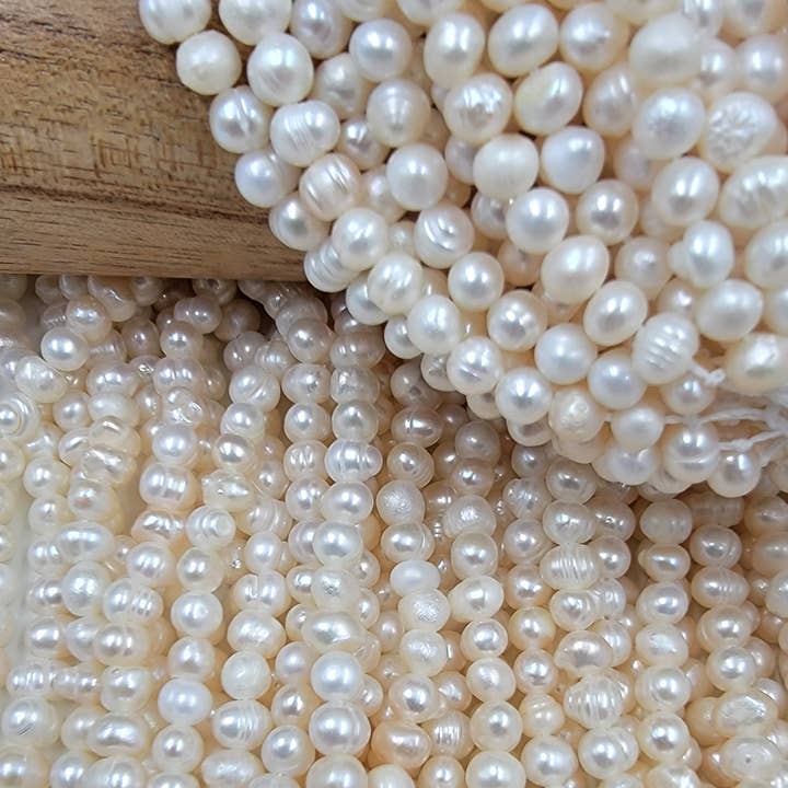 Beads Creation - Wholesale Beads - Mother of Pearl Baroque Freshwater Charms Strand PRP7331