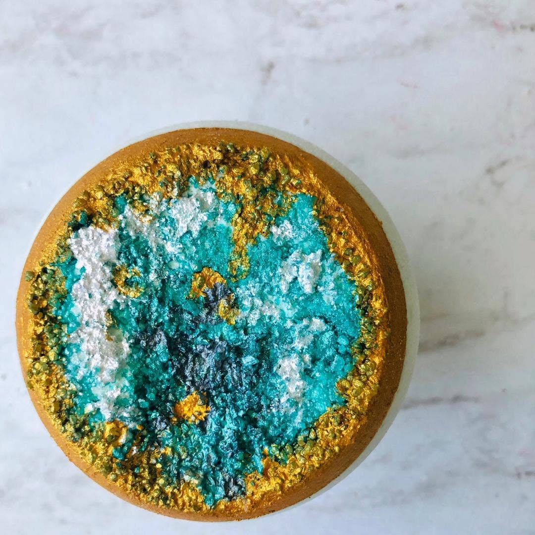 Honi - Wholesale Bath Bomb/Fizz - Turquoise |Hand-painted| Geode Bath Bomb1
