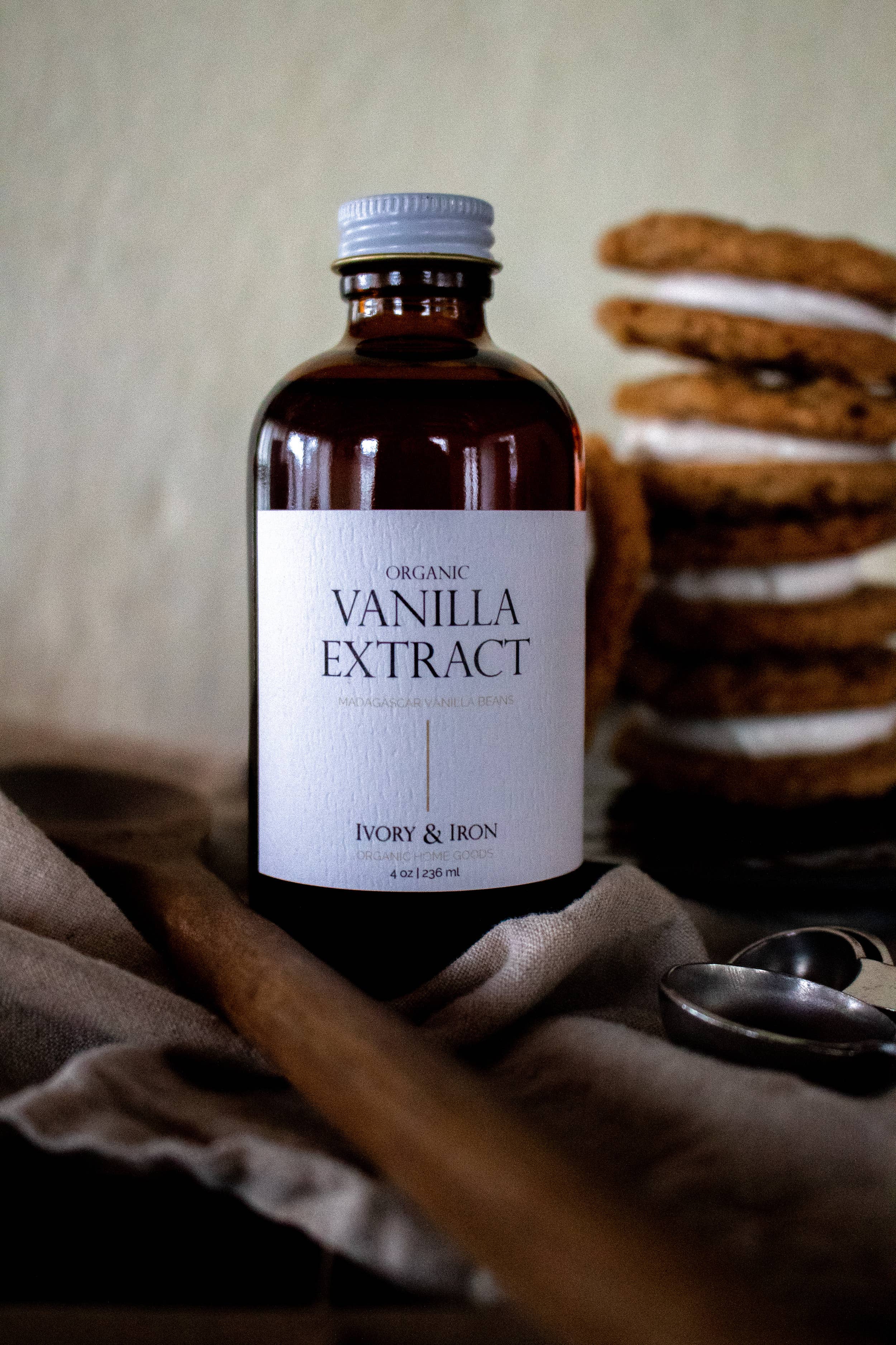 IVORY & IRON - Wholesale Vanilla/Fruit Extract - Organic Madagascar Vanilla Extract 4 oz NON-GMO5