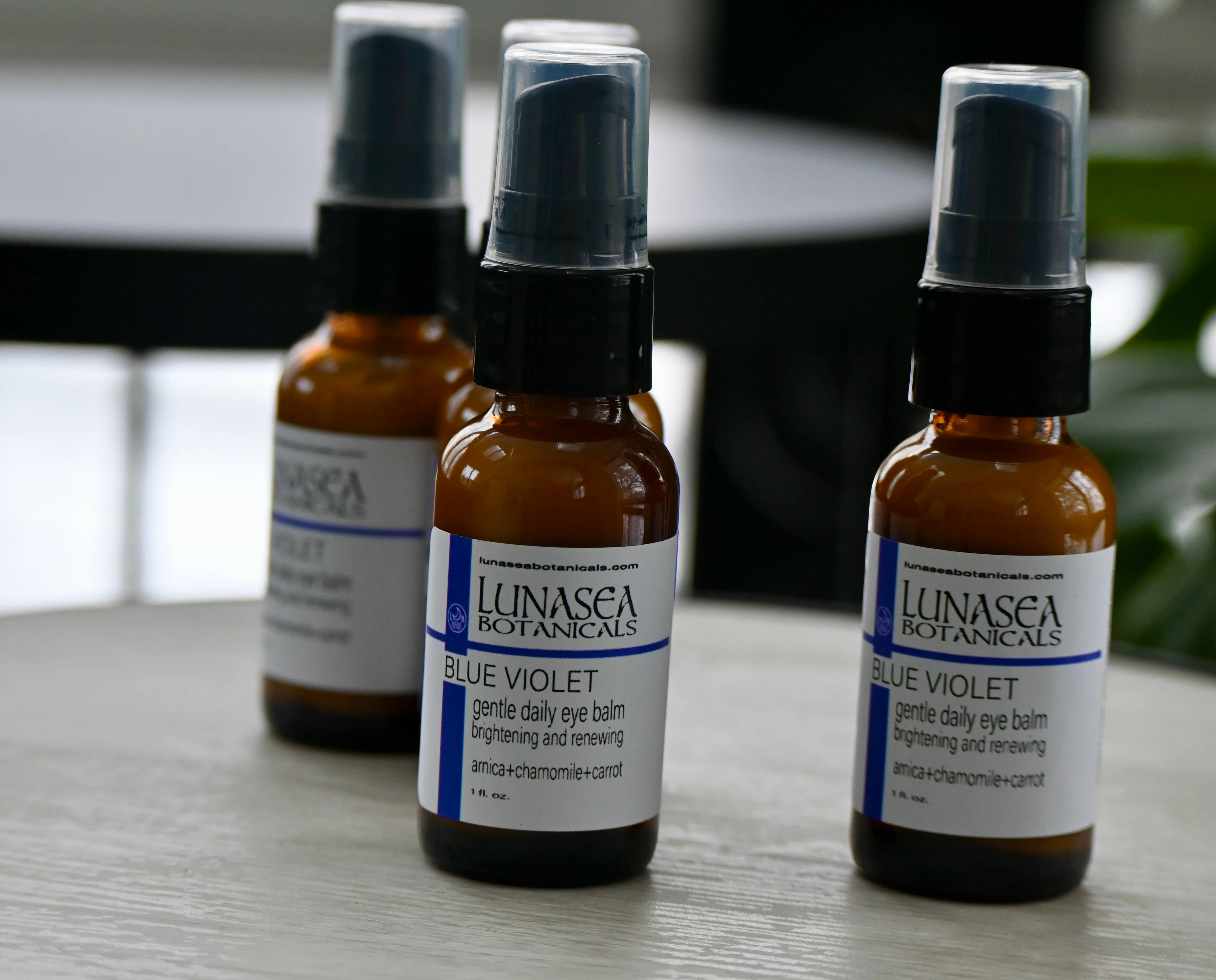 lunasea botanicals - Wholesale Eye Cream/Gel - Blue Violet Daily Eye Balm2