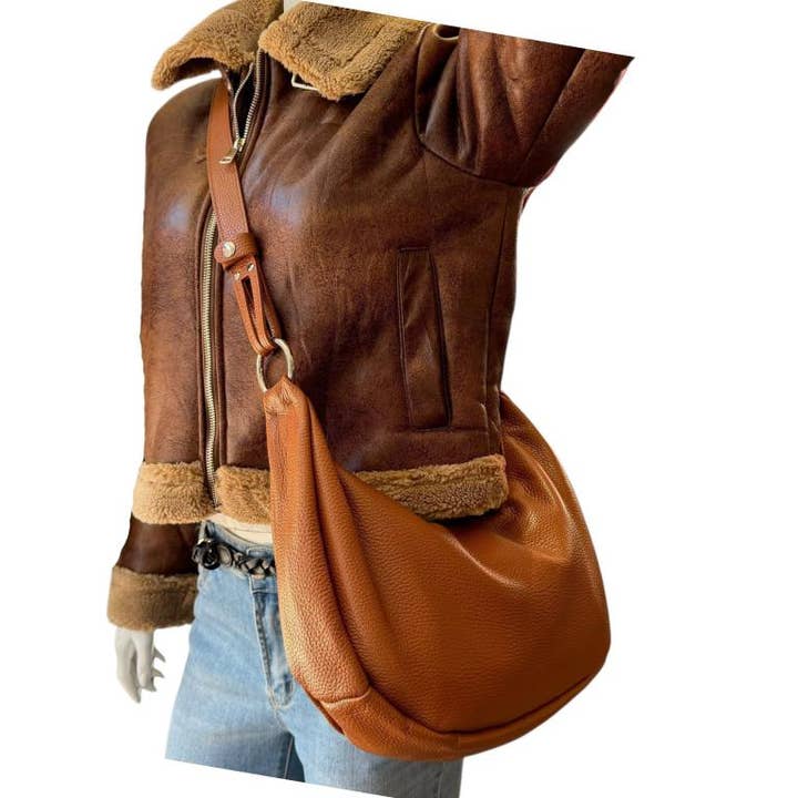 Italian Leather Crescent Design Shoulder Bag 58038 for wholesale by Chenson & Gorett