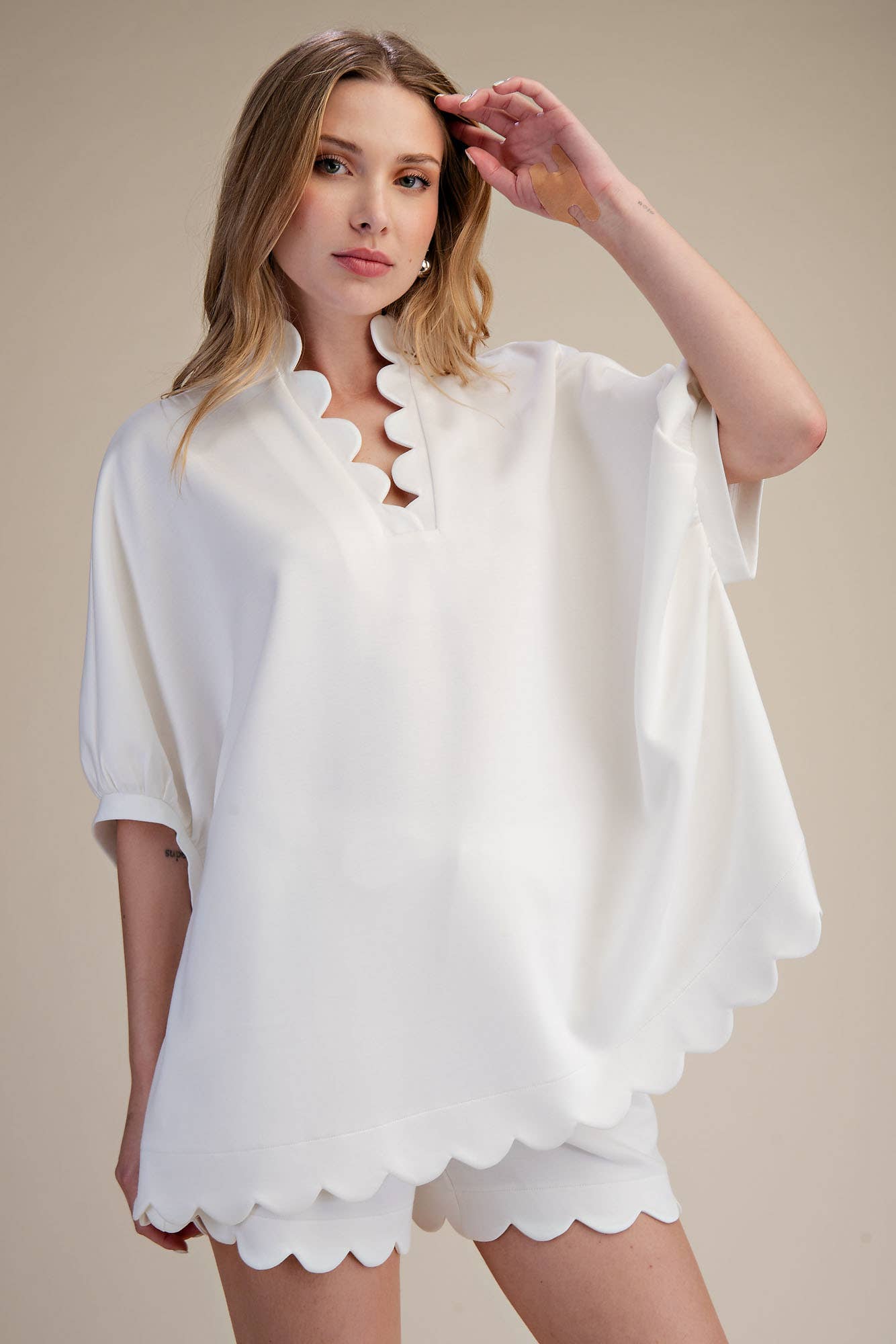 Glam - Wholesale Blouse - Women's - Scallop Neck Line Oversized Top24