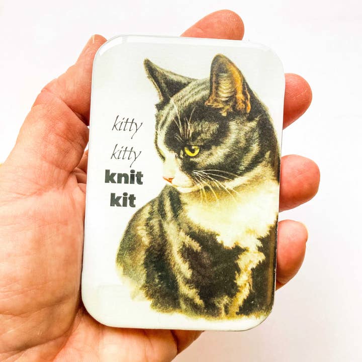 Cat stitch marker tin, cat knit kit (038) for wholesale by Firefly Notes
