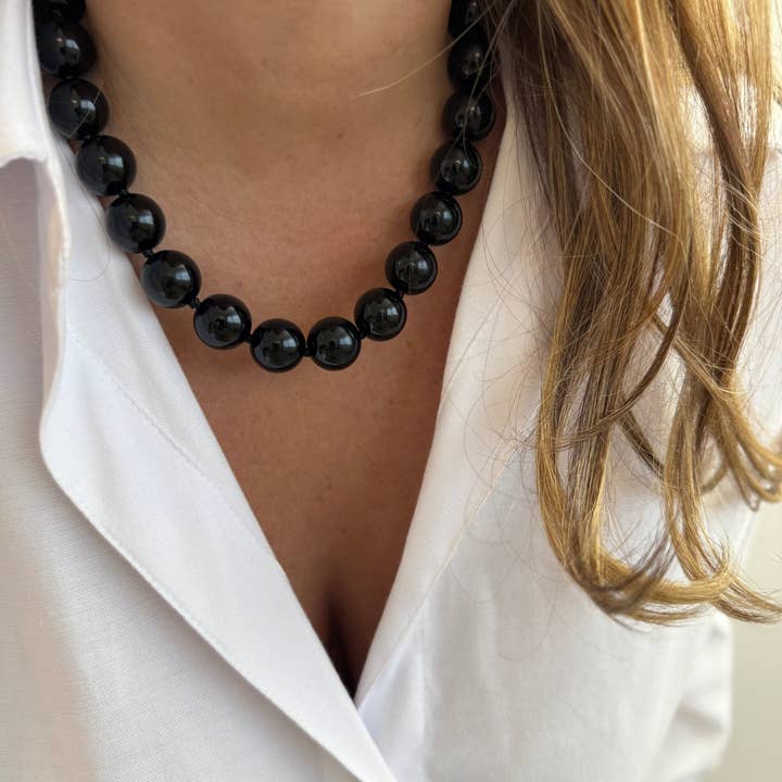 A.B. Paris - Wholesale Beaded/Pearl Necklace - Trendy Bolas Necklace - several colors available5