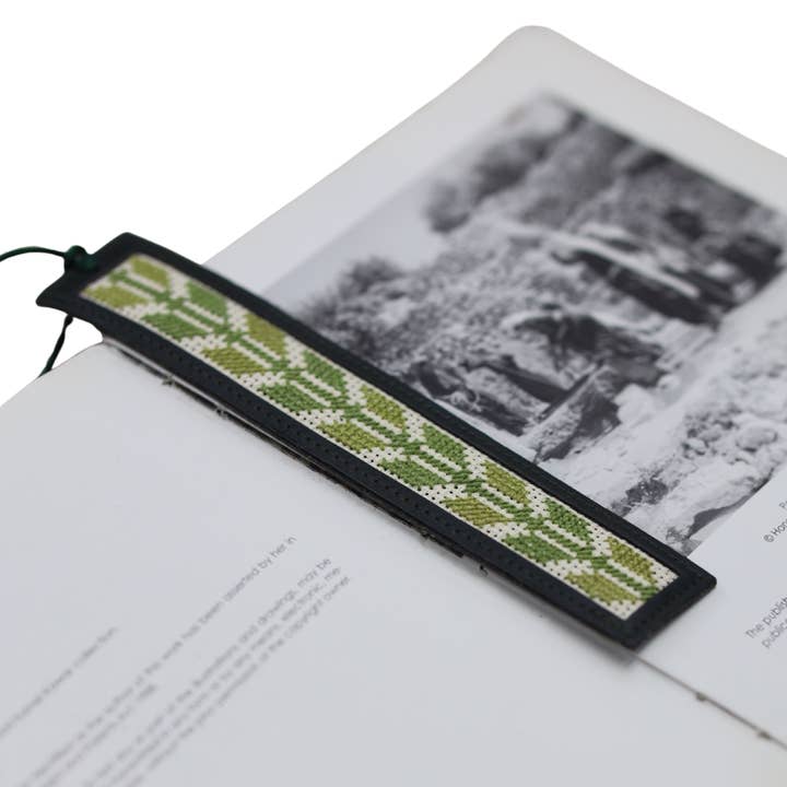 Darzah - Wholesale Bookmark - Hand-Embroidered Tatreez Bookmark