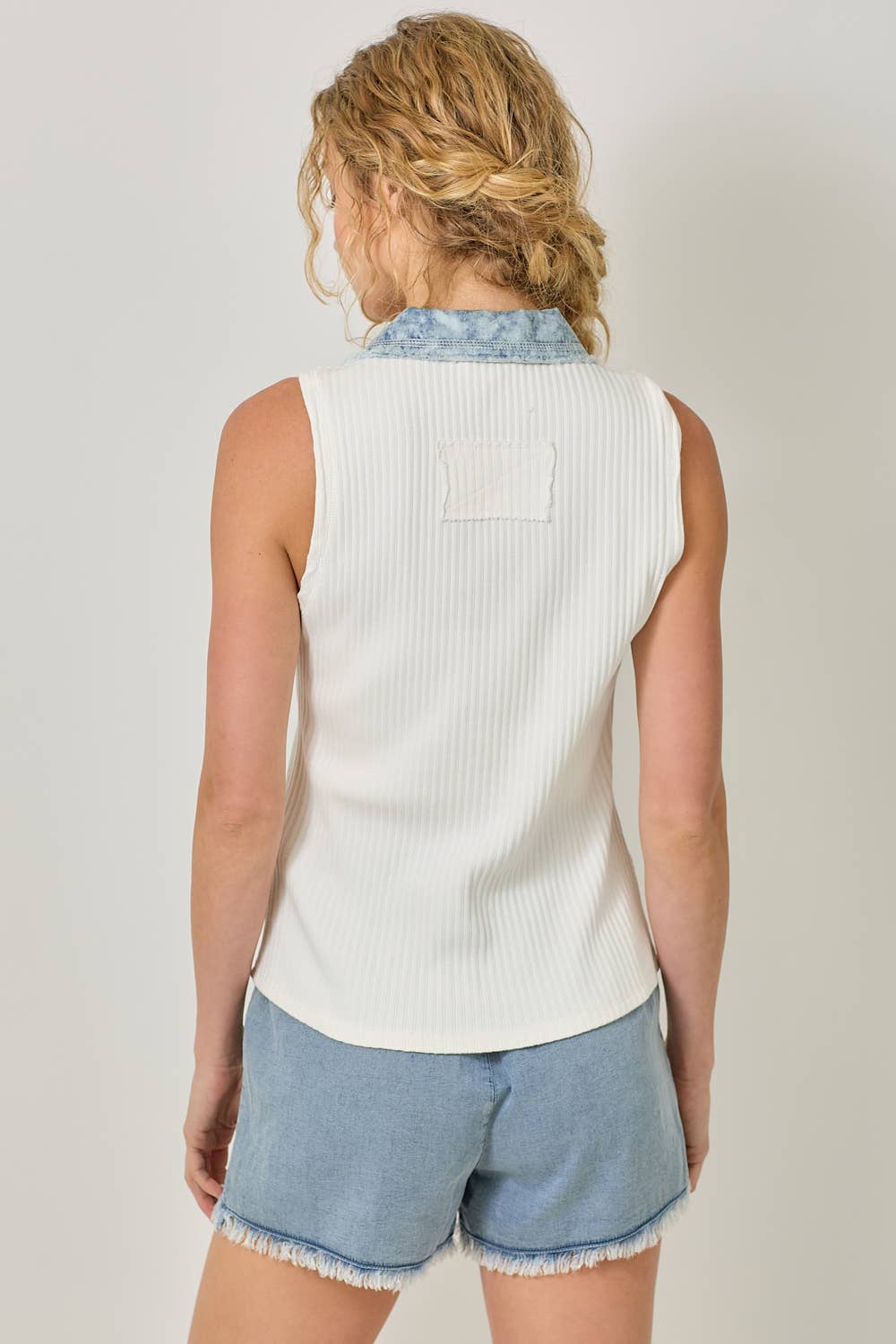 Mystree - Vente Chemise à col boutonné – femme - Haut sans manches à boutons en maille côtelée lavée 6094339