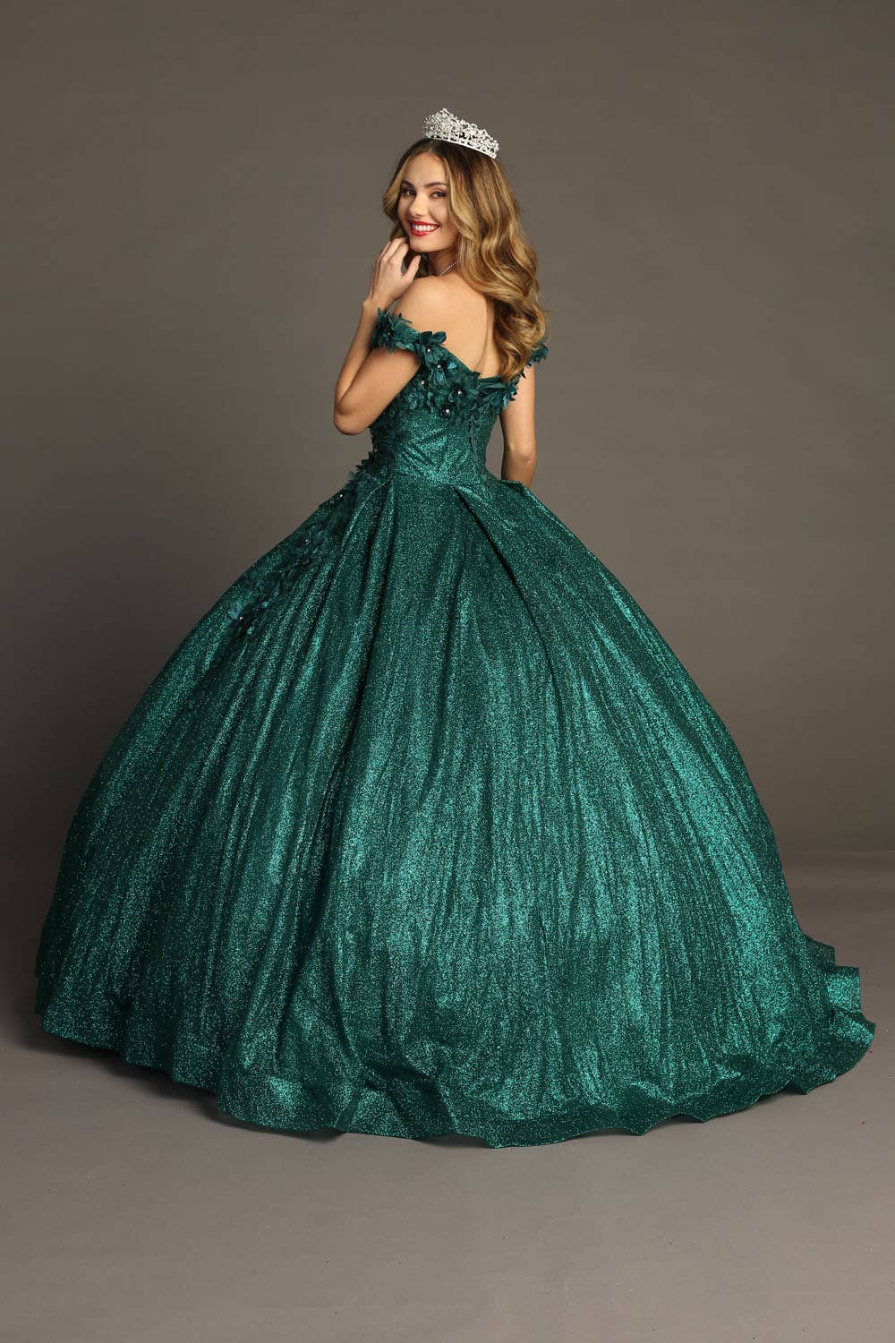 Chicas – wholesale Gown – Women's – Off the Shoulder Quinceanera-wedding Dress CHF30132