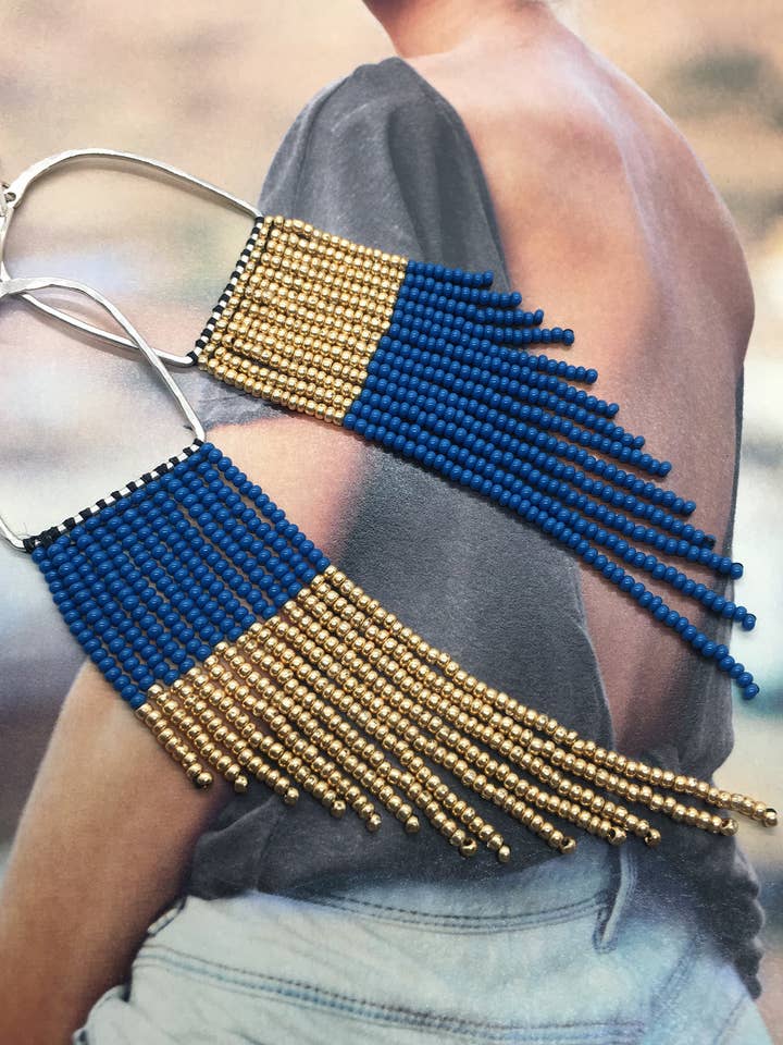 Opposites fransörhängen för wholesale av Naomi Star Designs