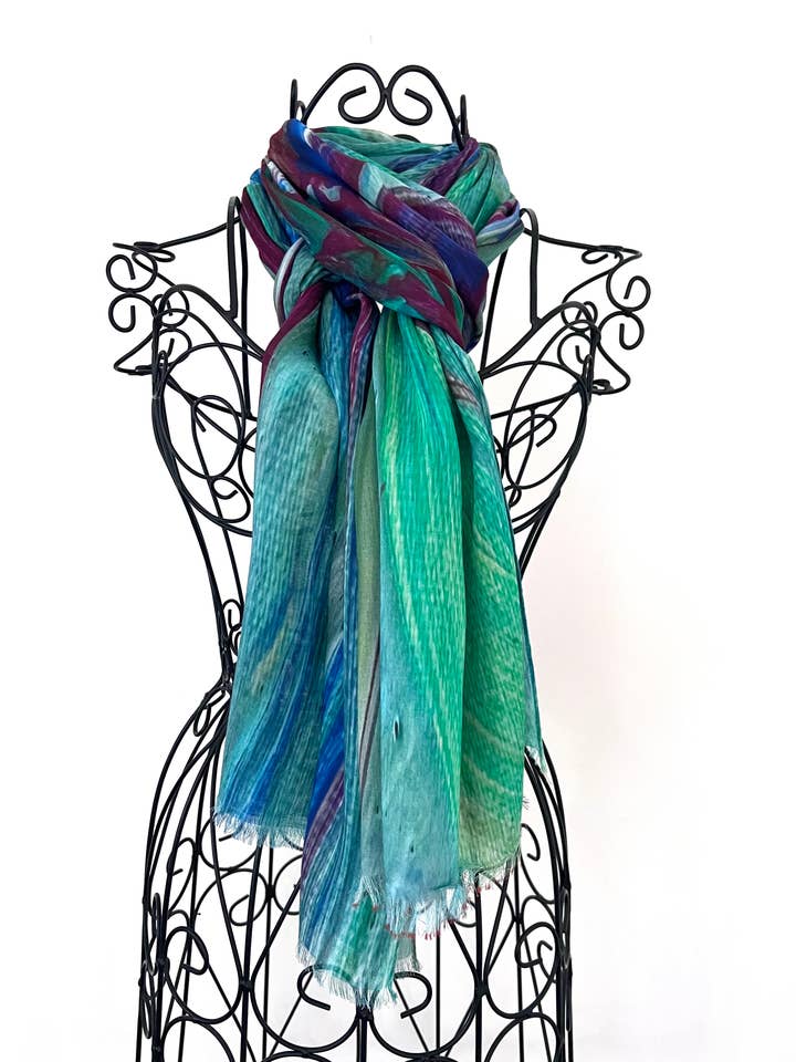 Sciarpa/Scialle Artistico in Seta e Modal per Tutte le Stagioni - COSMOS per la vendita all'ingrosso da parte di KayJayStudio