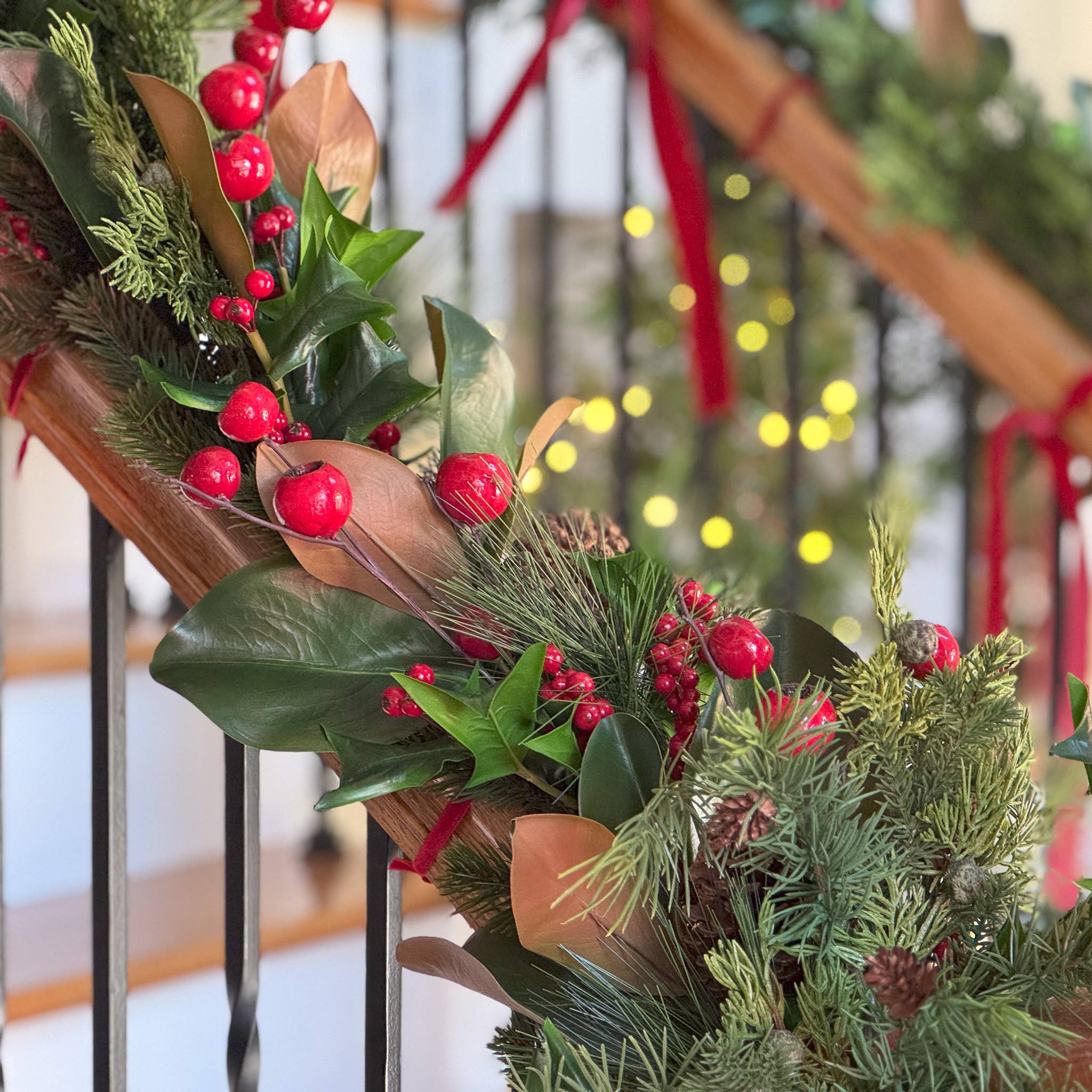 Mills Floral Company - Venta al por mayor Banderines/guirnaldas - Guirnalda de magnolias y frutos rojos, 58 pulgadas3