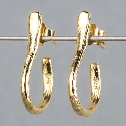 Orecchino a cerchio per zoccolo placcato in oro per la vendita all'ingrosso da parte di Jéh Jewels