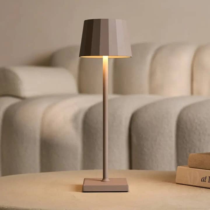 Tavellio - Wholesale Accent/Desk Lamp - Wouter Koala Brown Rechargeable Table Lamp – Wireless Charging, Dimmable, 120-Hour Battery Life0