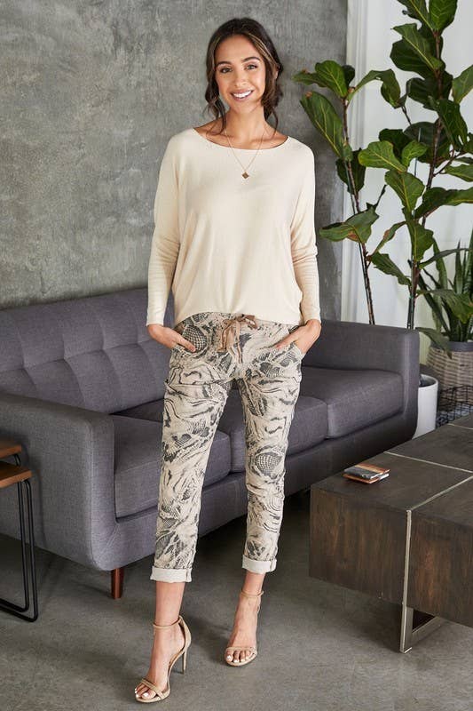 VENTI6 - Wholesale Knit Sweater - Women's - LIGHT WEIGHT DOLMAN SOFT WOOL/ANGORA SWEATER (708409-321)8