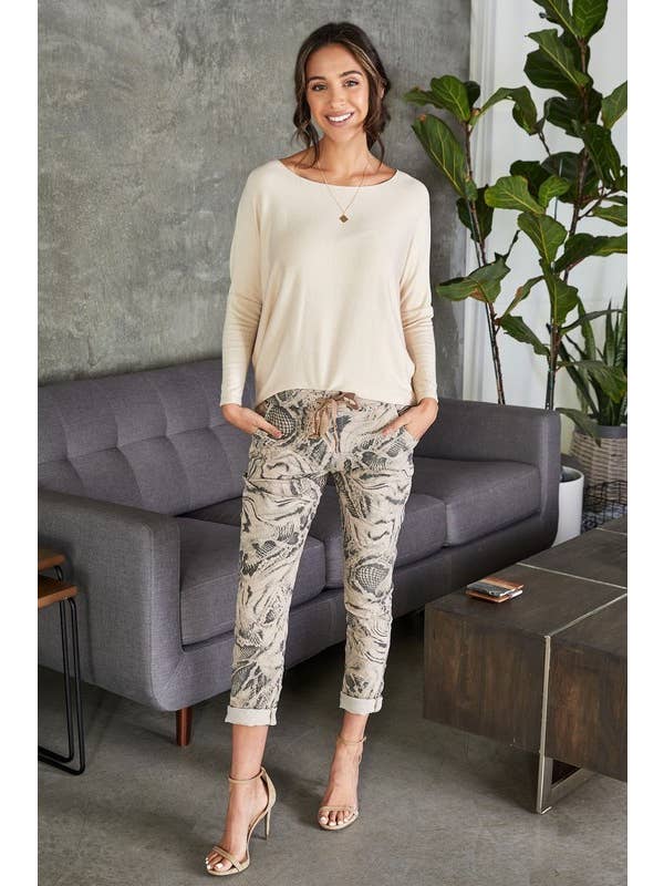 VENTI6 - Wholesale Knit Sweater - Women's - LIGHT WEIGHT DOLMAN SOFT WOOL/ANGORA SWEATER (708409-321)8