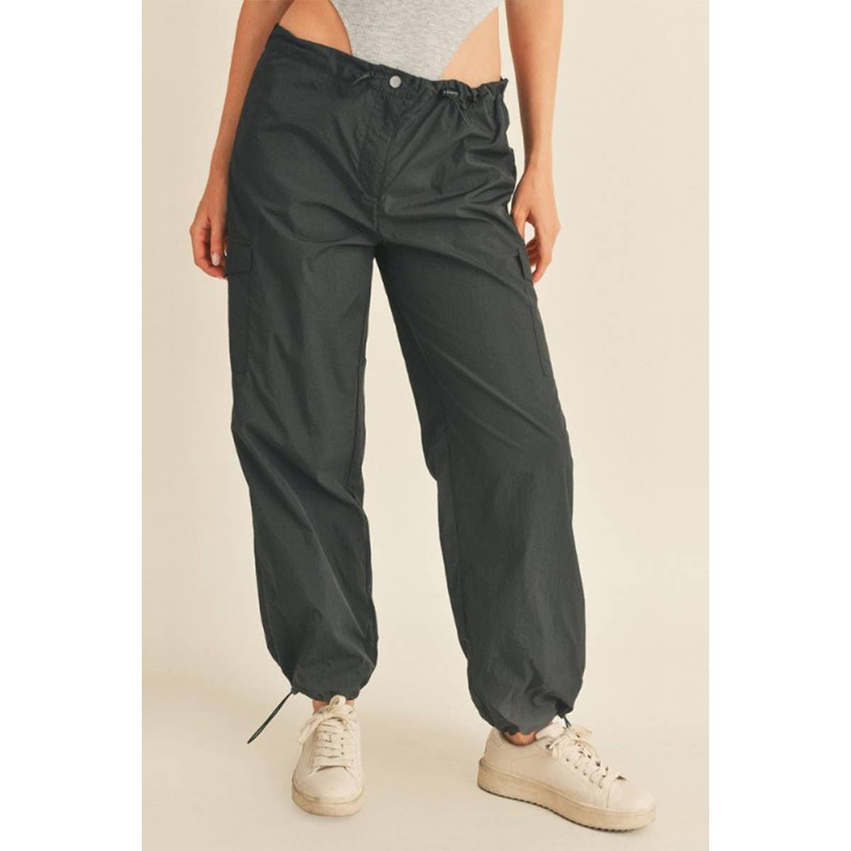 Timeless – wholesale Pants – Women's – NYLON WIDE LEG PARACHUTE PANTS0
