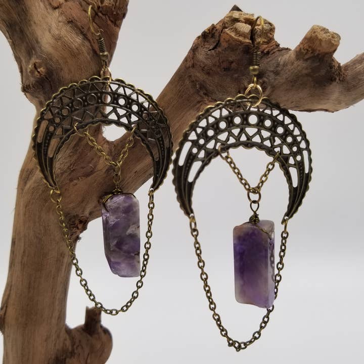 Pendientes de amatista natural con forma de luna de bronce para venta al por mayor de CHAKRA JEWELRY