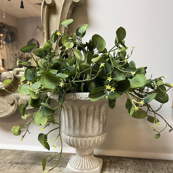 Vagabond Vintage – wholesale Plant pot – CEMENT URN PLANTER