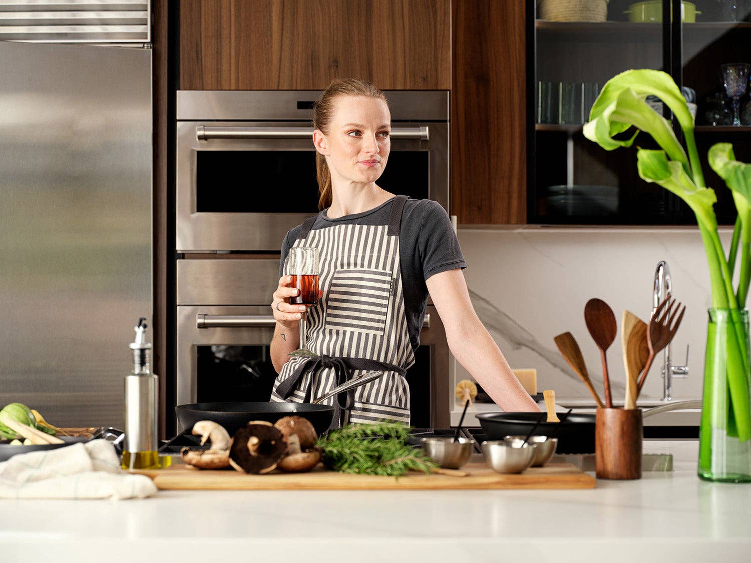 MEEMA - Wholesale Apron - Chef Apron Crossback – Upcycled Cotton, Unisex18