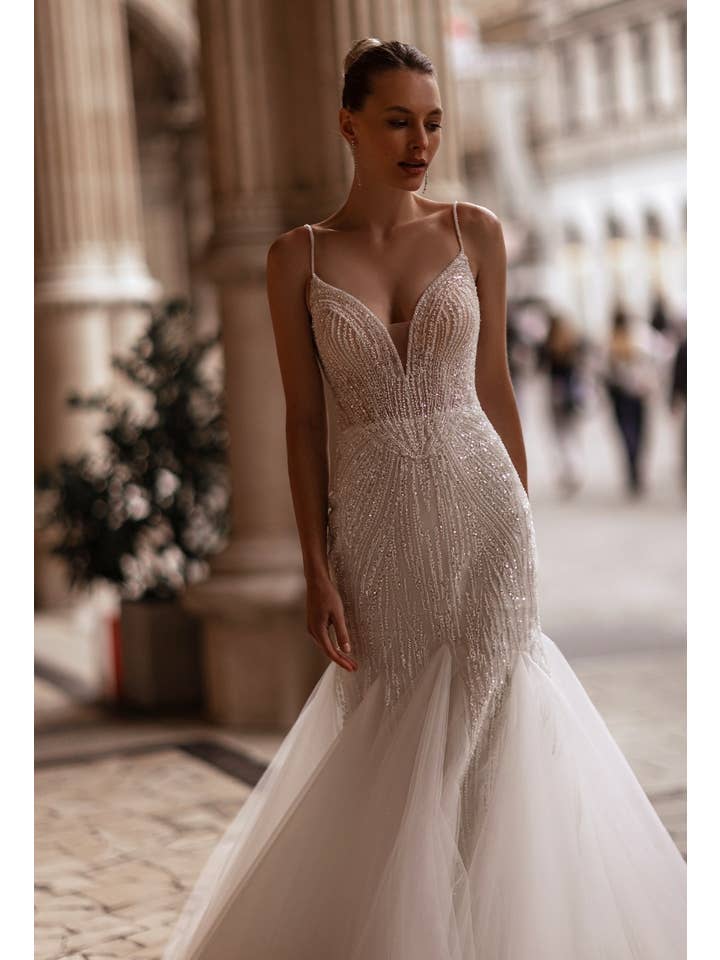 MischkaCo – Großhandel Abendkleid – Damen – Klassisches modernes Brautkleid 5610
