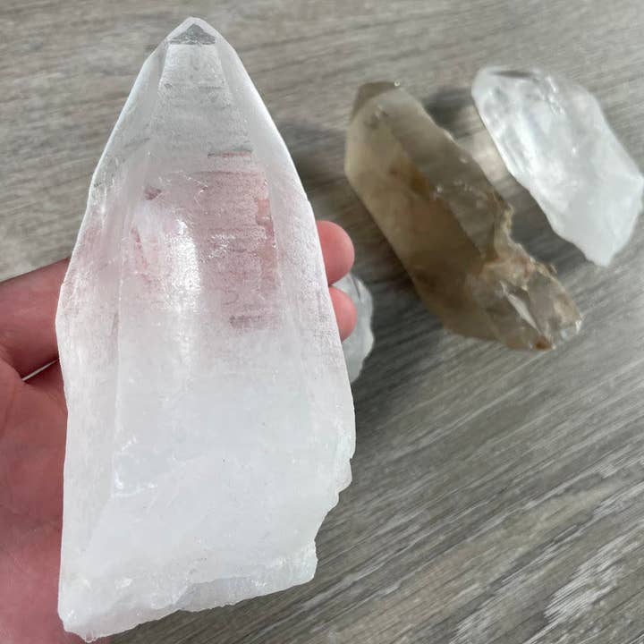 Keystone Crystals - Wholesale Spiritual Stone/Crystal - Raw Lemurian Quartz Crystal Points Wholesale  – Bulk Lots11